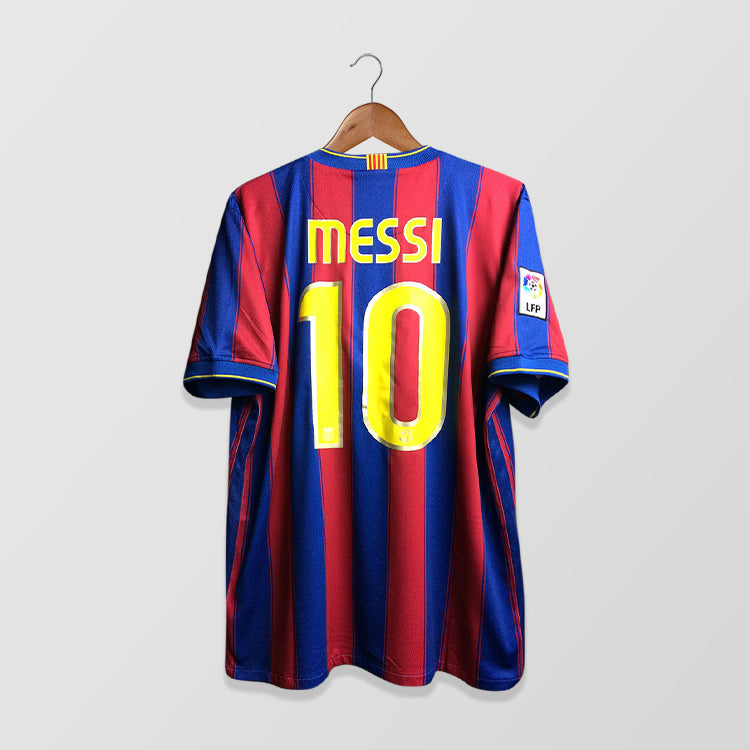 Barcelona-09_10-Home-x-Messi