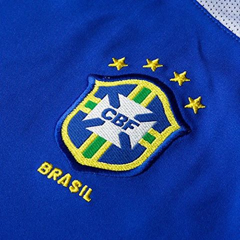 Brazil02AwayBadge