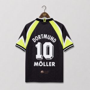 BORUSSIA DORTMUND 1995/96 AWAY